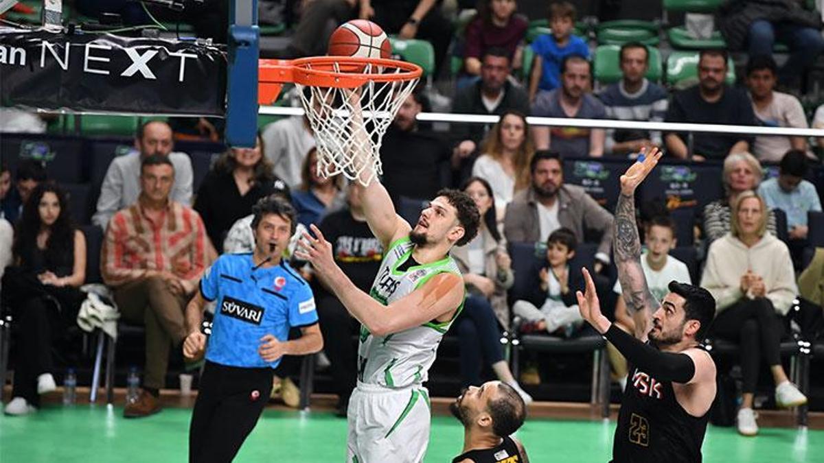 TOFAŞ sahasında Mersin Spor’u farklı devirdi